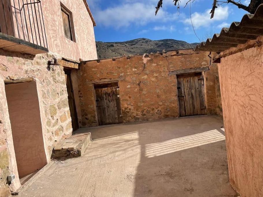 Villa Acogedora Casa Con Patio-Parking Albarracín Exterior foto